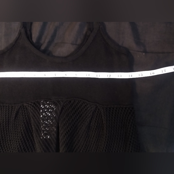 UO - Emmy Flyaway Tank Top - Picture 9 of 12